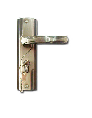 漢中鎖具與五金行業的市場探索 以正齊鎖具與九正建材網為例